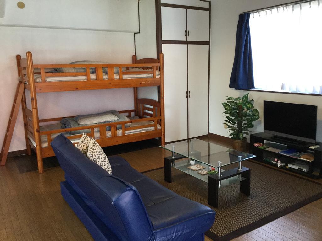 Pension Sea Shells Motobu Bagian luar foto